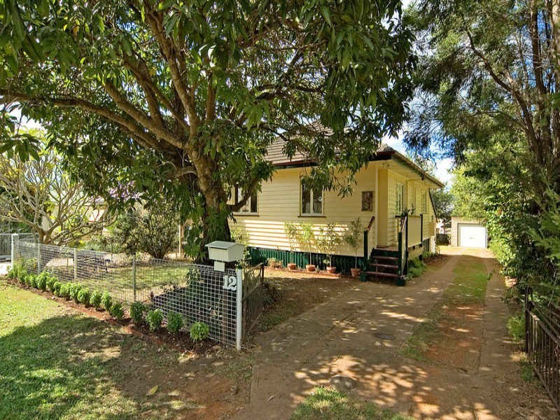12 Hodge Street, Corinda QLD 4075