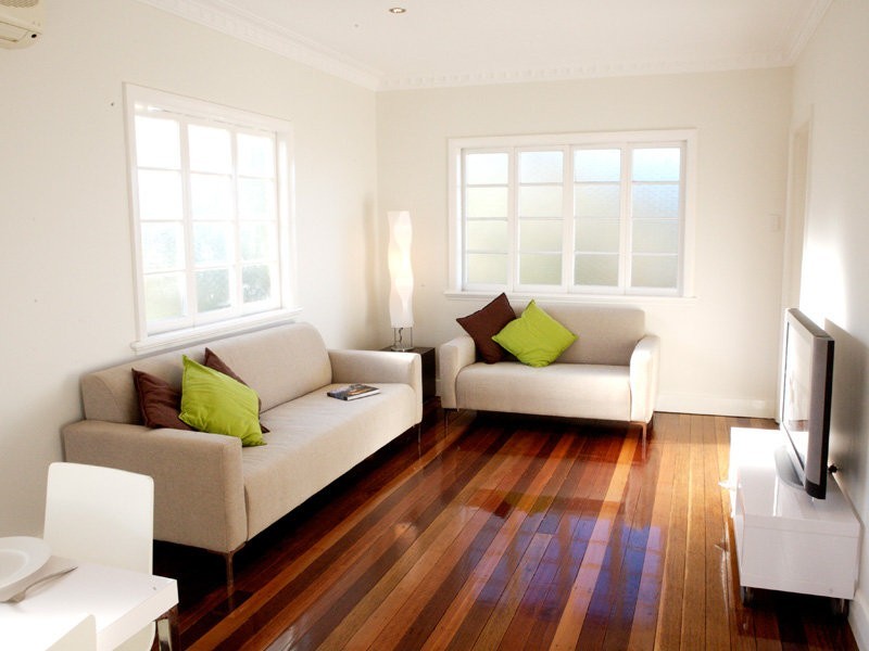 Cnr David St & Myla Tce, Tennyson QLD 4105