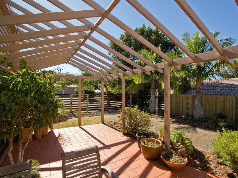 5 Epworth Street, Oxley QLD 4075
