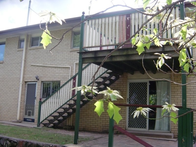 98 Tavistock Street, Oxley QLD 4075