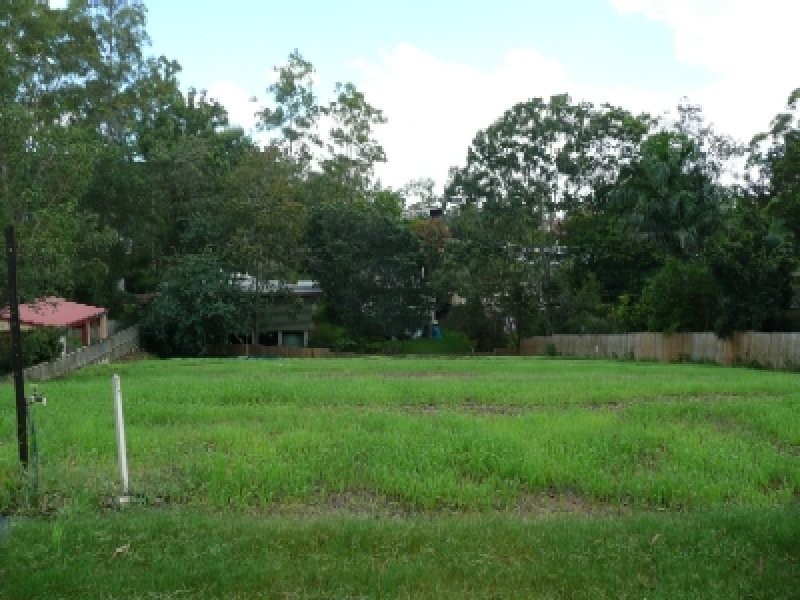 22 Henry Street, Chapel Hill QLD 4069