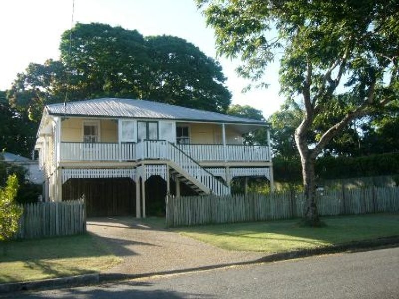 33 Morcom Ave, Corinda QLD 4075