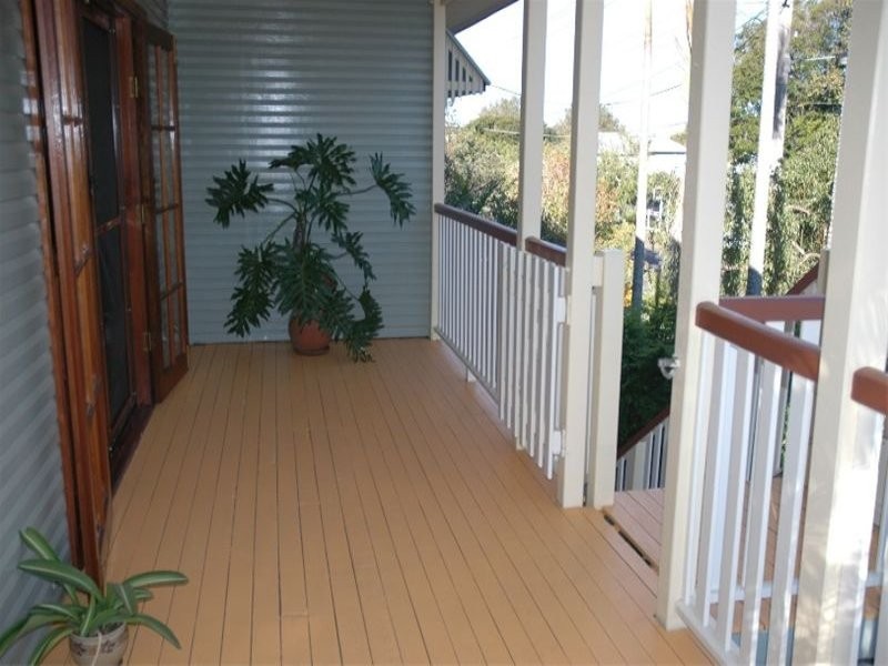 24 Thomas Street, Sherwood QLD 4075