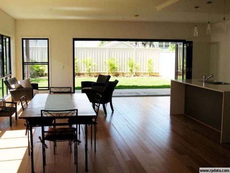 21 Graceville Avenue, Graceville QLD 4075