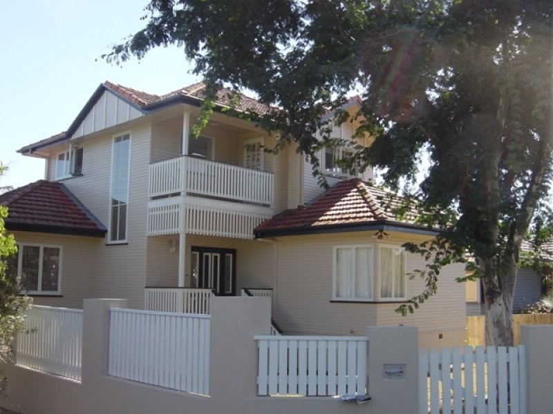 29 Haldane Street, Graceville QLD 4075