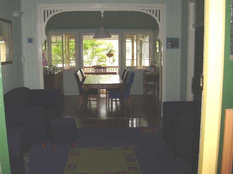 47 Strong Avenue, Graceville QLD 4075