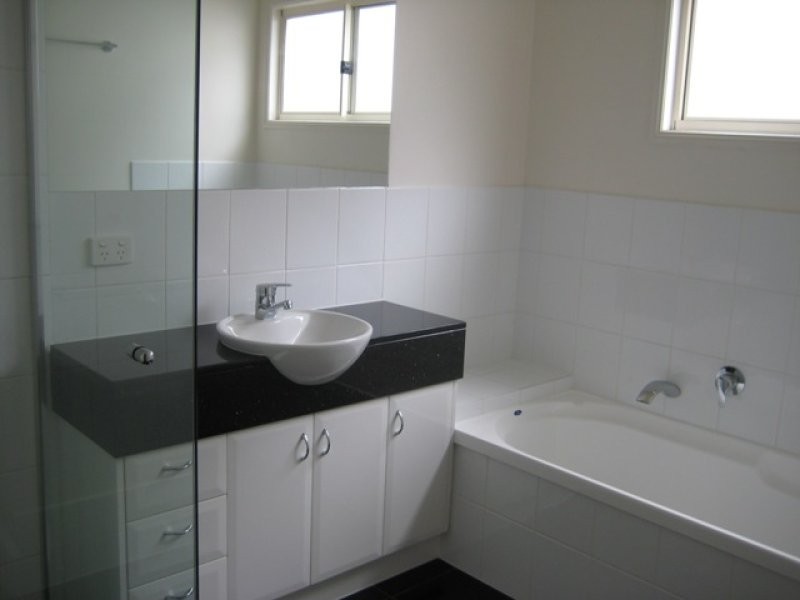 5 Victoria Avenue, Chelmer QLD 4068