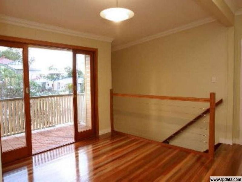 61 Thomas Street, Sherwood QLD 4075