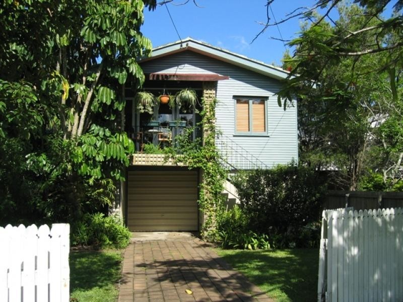 30 Berry Street, Sherwood QLD 4075