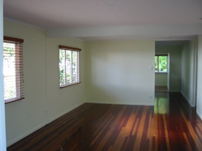 30 Berry Street, Sherwood QLD 4075