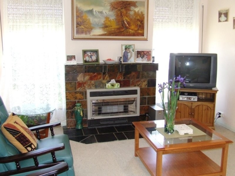 8 Lasscock Avenue, Findon SA 5023