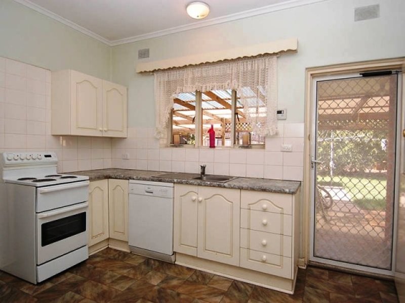 349 Sir Donald Bradman Drive, Brooklyn Park SA 5032
