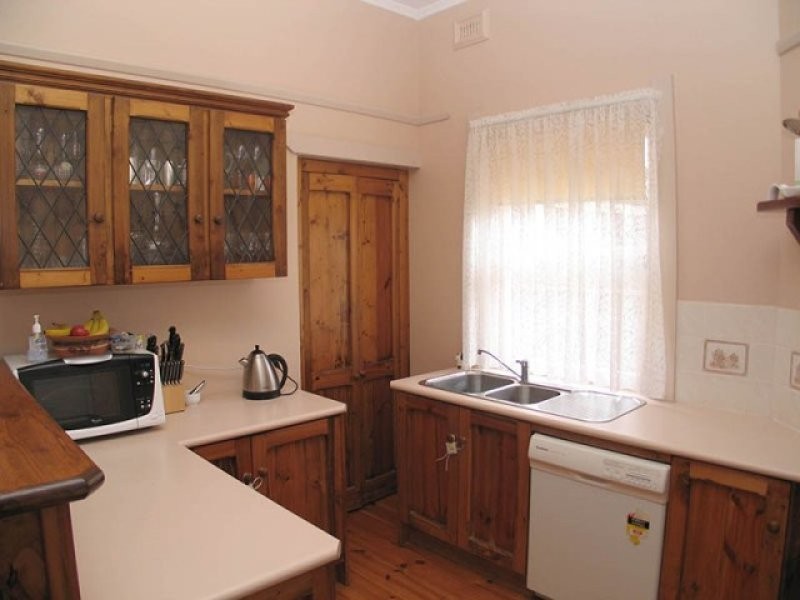 5 La Perouse Avenue, Flinders Park SA 5025