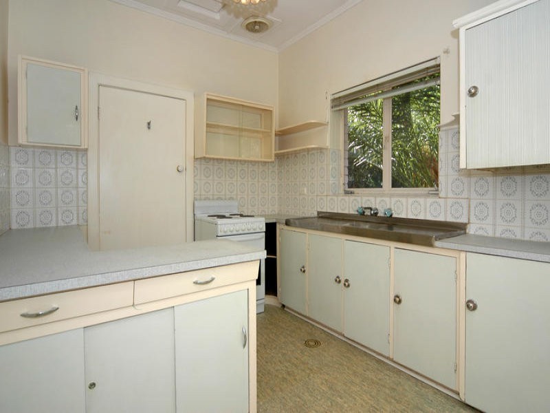 20 Samuel Street, Fulham SA 5024