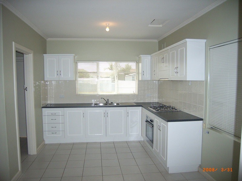 8 David Avenue, Findon SA 5023
