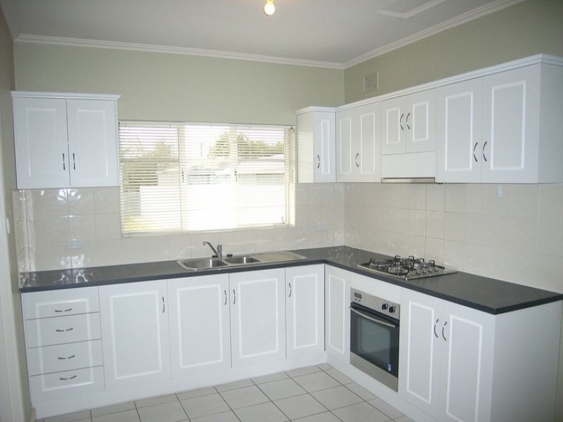 8 David Avenue, Findon SA 5023