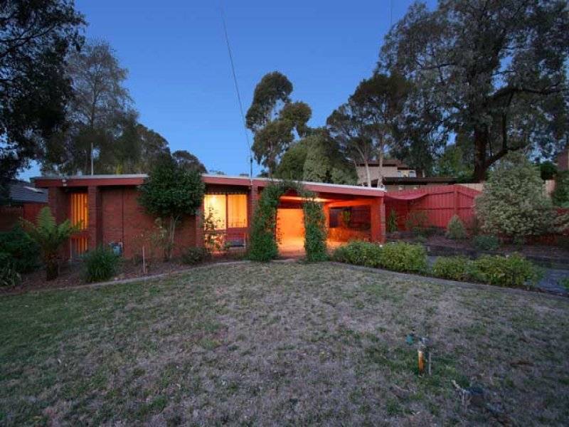 39 Cambden Park Parade, Ferntree Gully VIC 3156