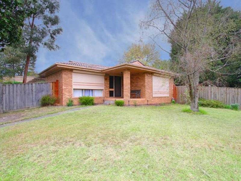 2 Sycamore Crescent, Boronia VIC 3155