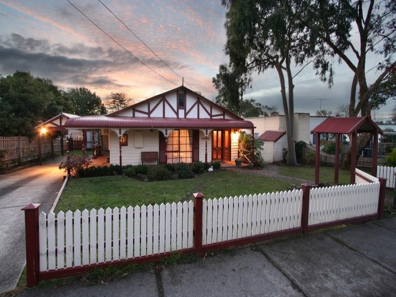 17 Moncoe Street, Boronia VIC 3155