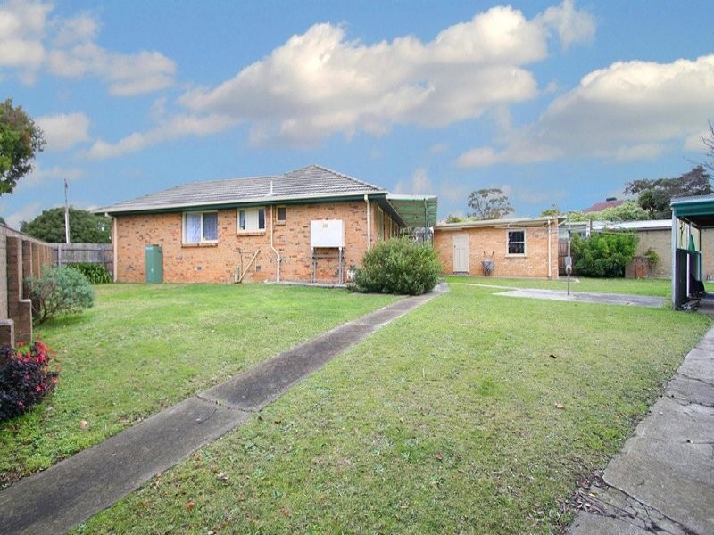 19 Johnson Drive, Ferntree Gully VIC 3156
