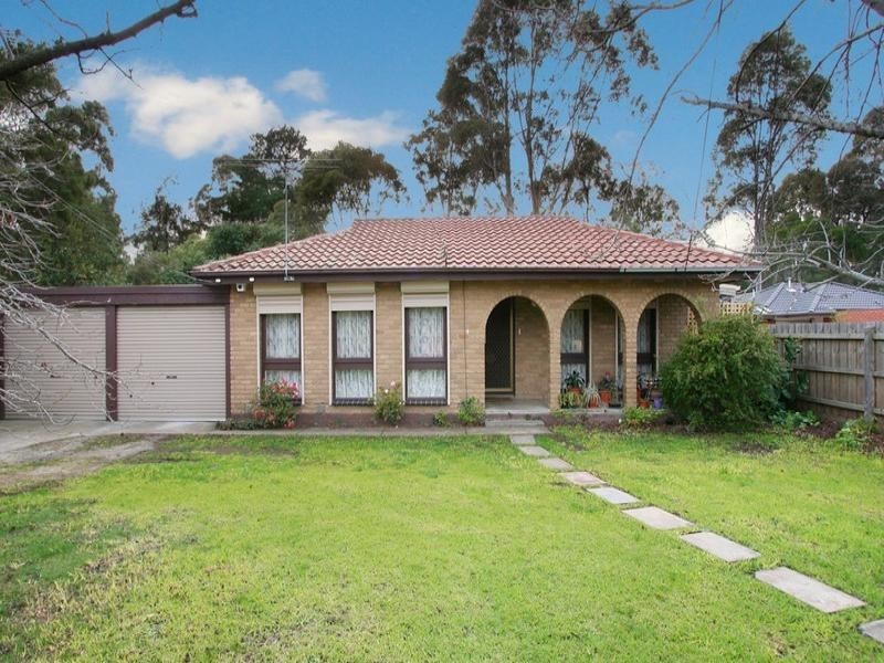 9 Glenfern Road, Ferntree Gully VIC 3156