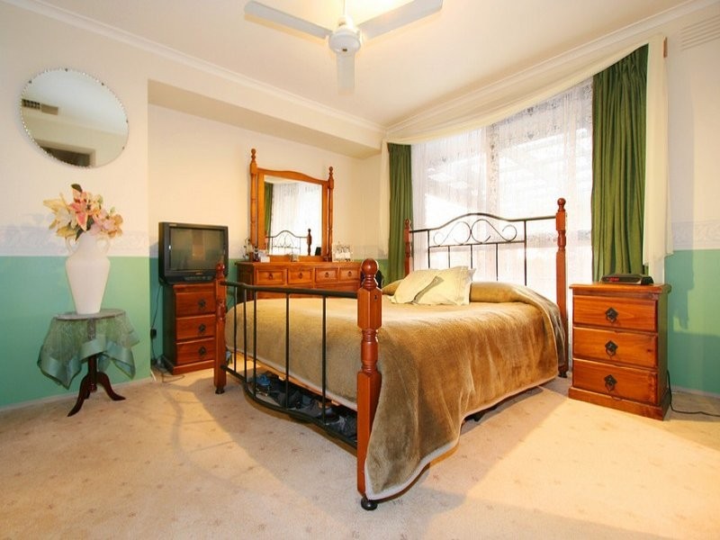 7 Fifth Avenue, Rowville VIC 3178