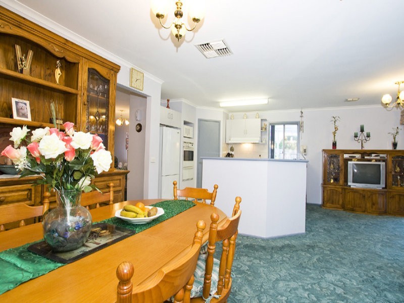 12 Stephanie Close, Ferntree Gully VIC 3156