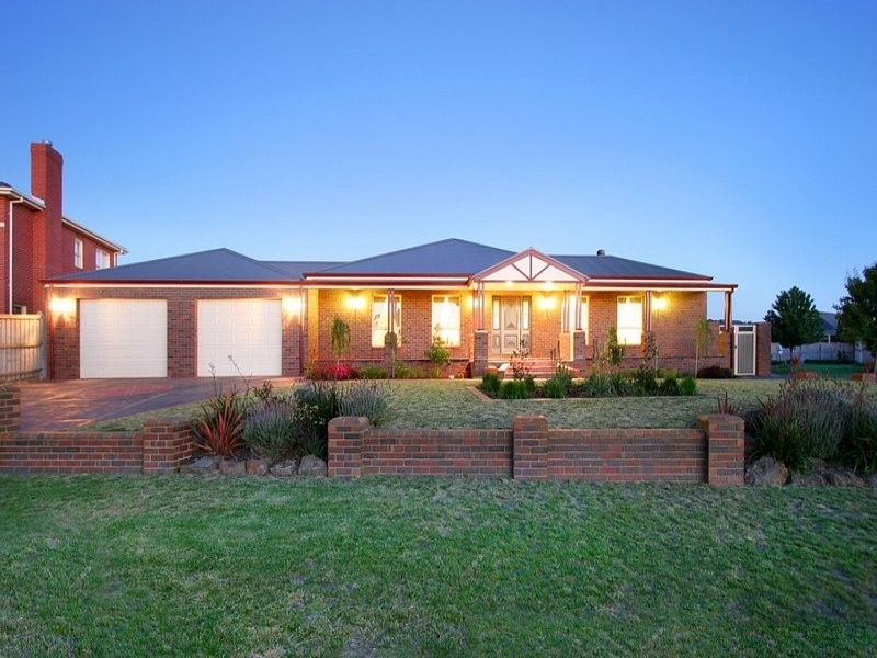 12 Callander Place, Lysterfield VIC 3156