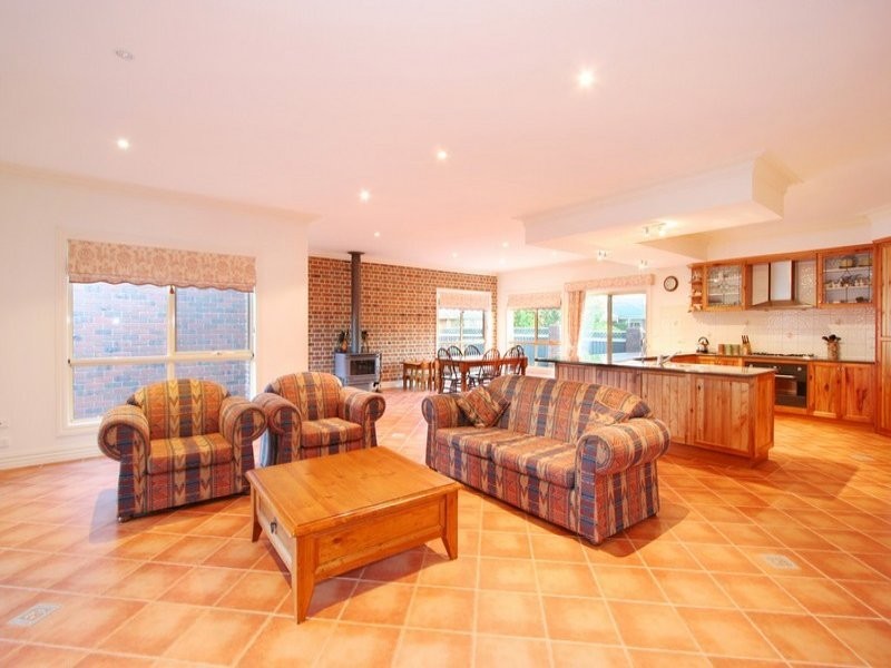 12 Callander Place, Lysterfield VIC 3156