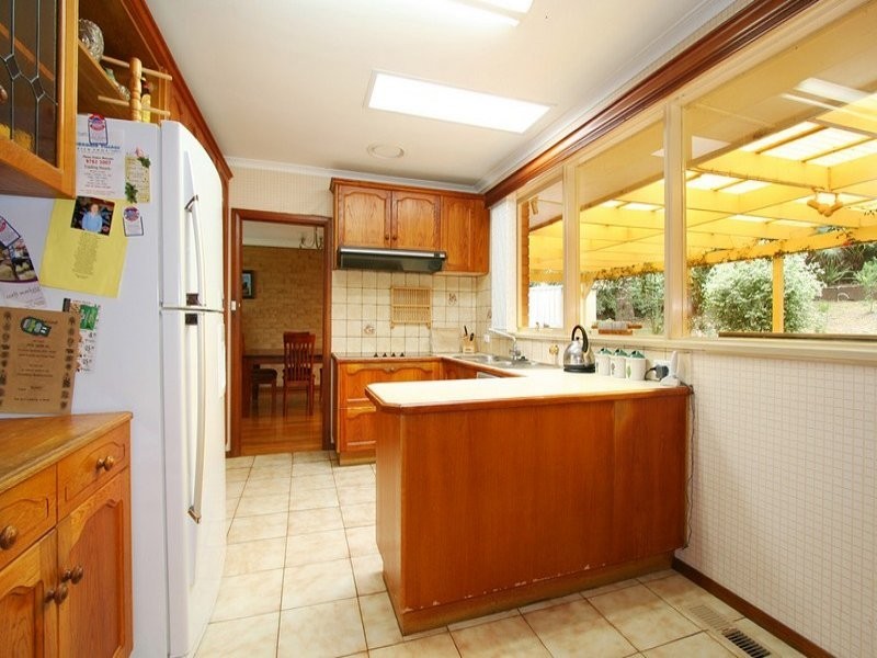 48 Joan Avenue, Ferntree Gully VIC 3156