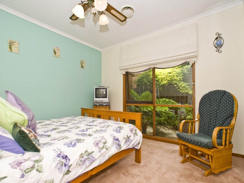 6 Sundew Court, Knoxfield VIC 3180