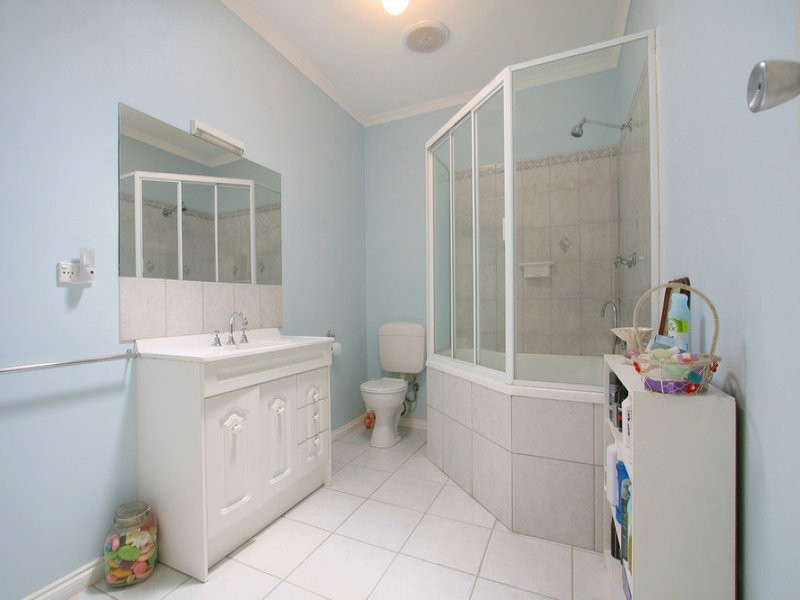 76 David Street North, Knoxfield VIC 3180