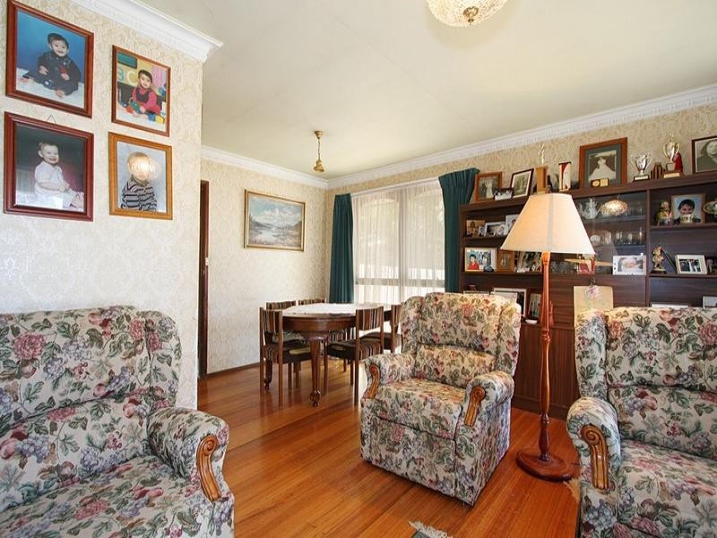 25 Loretto Avenue, Ferntree Gully VIC 3156