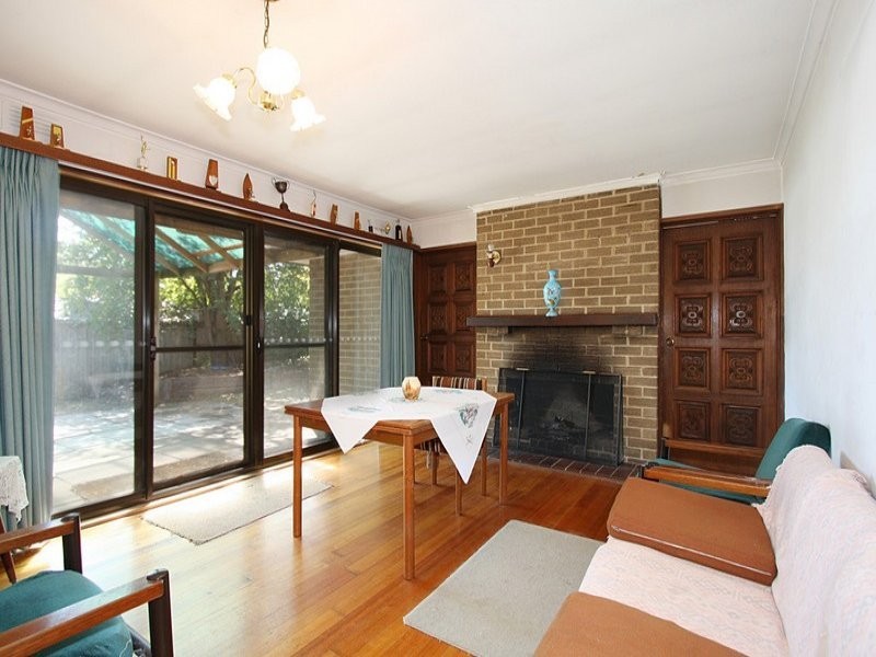 25 Loretto Avenue, Ferntree Gully VIC 3156