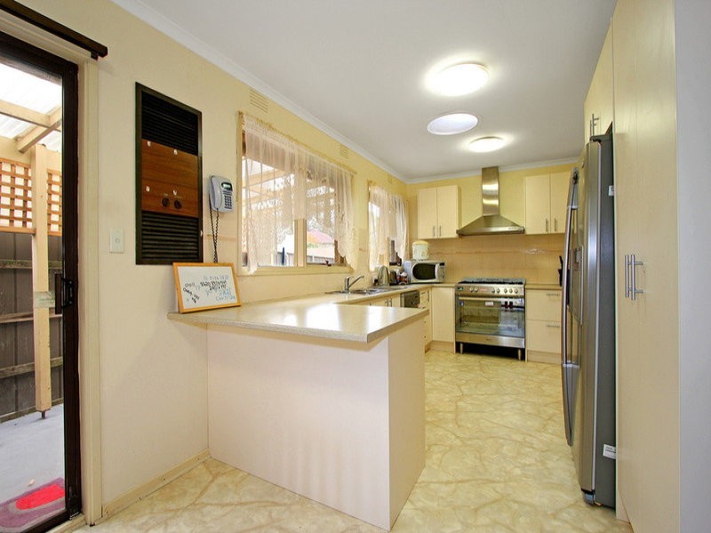 78 Grayson Drive, Scoresby VIC 3179