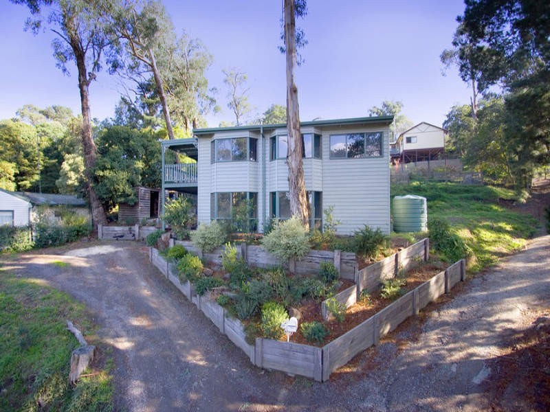 27 Deans Road, Upwey VIC 3158