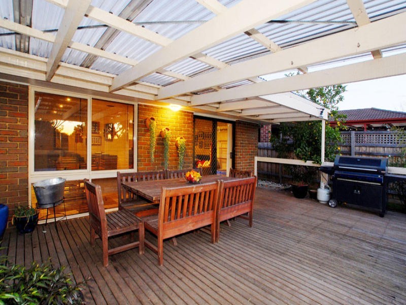 63 Bellfield Drive, Lysterfield VIC 3156
