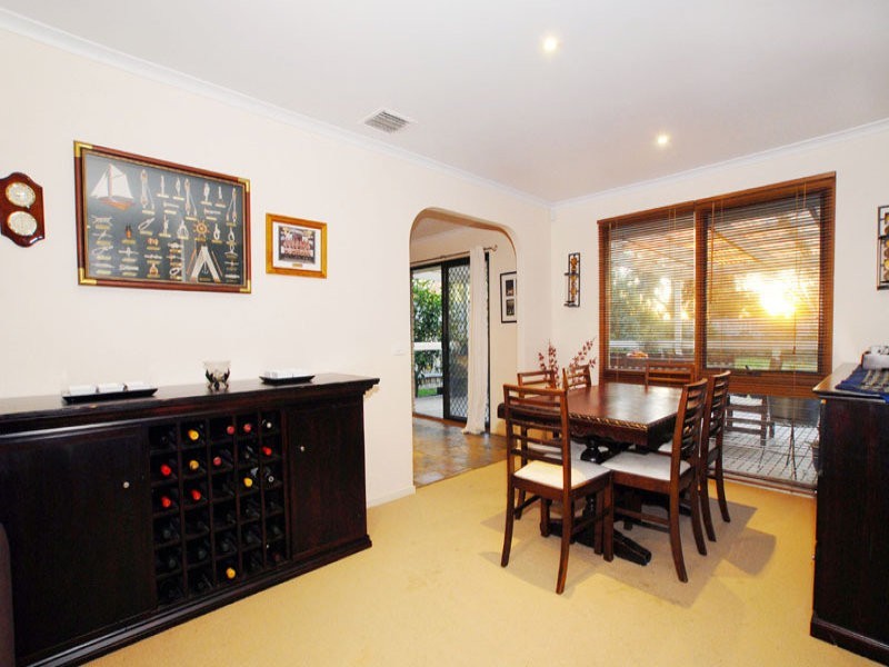 63 Bellfield Drive, Lysterfield VIC 3156