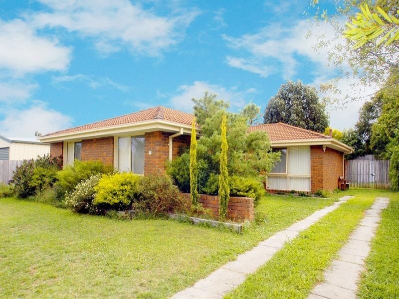 88 Bryden Drive, Ferntree Gully VIC 3156