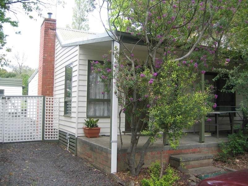 4 Owen Street, Boronia VIC 3155