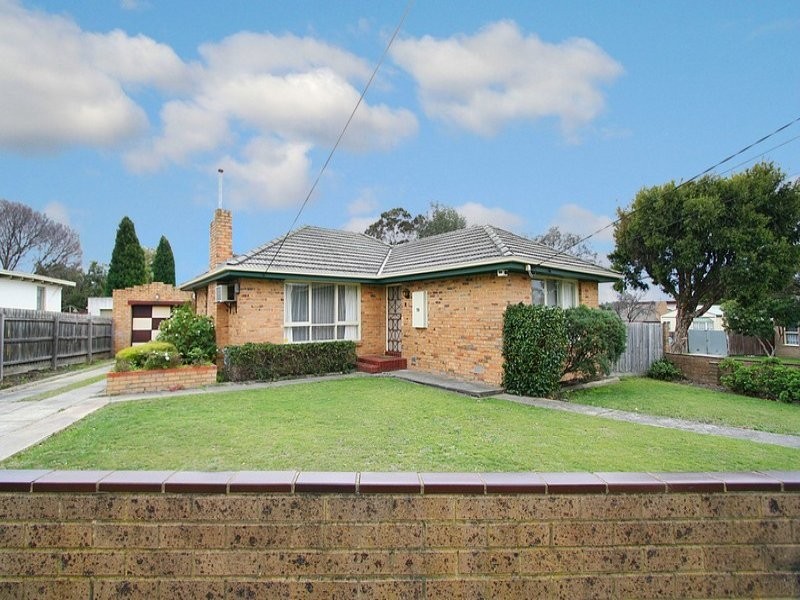 19 Johnson Drive, Ferntree Gully VIC 3156