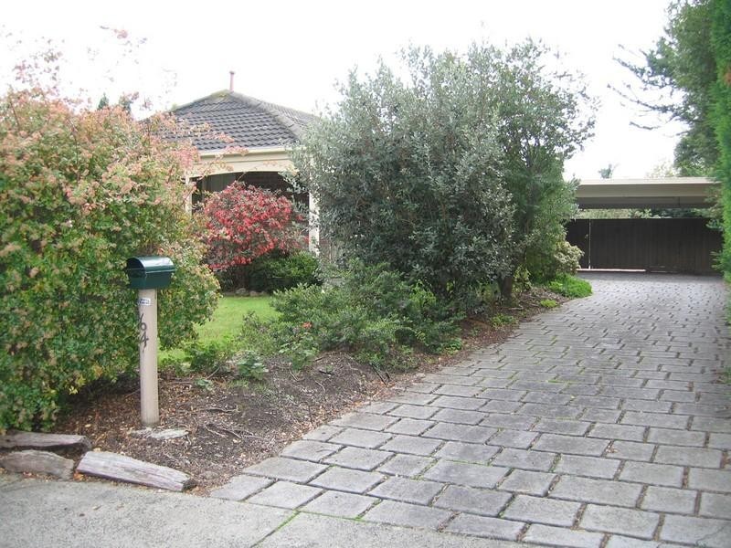 164 Windermere Drive, Ferntree Gully VIC 3156