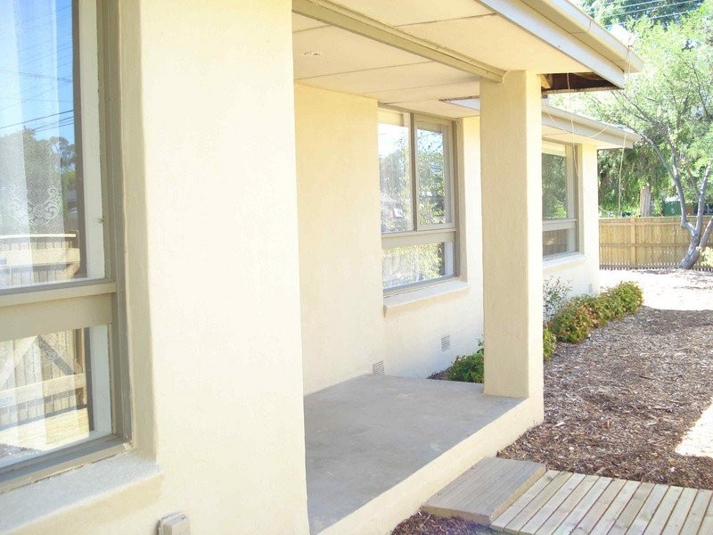 72 Mountain Gate Drive, Ferntree Gully VIC 3156