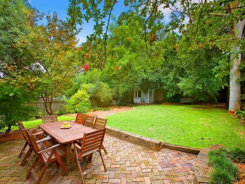 16 The Comenarra Parkway, Thornleigh NSW 2120