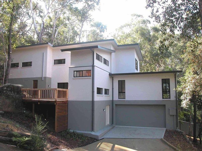 2B Pembroke Avenue, Turramurra NSW 2074
