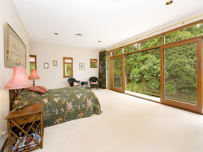 42 Collins Road, St Ives NSW 2075