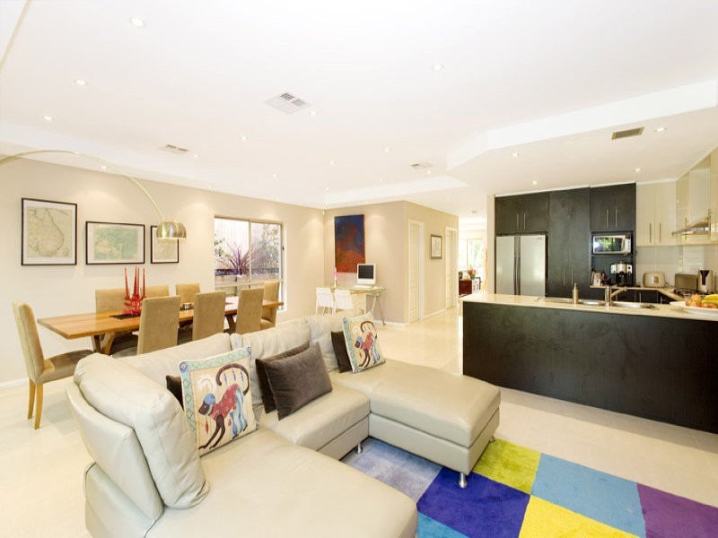 17 Apps Avenue, Turramurra NSW 2074