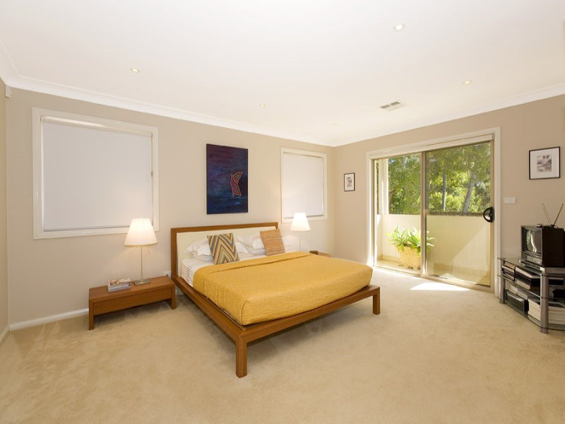 17 Apps Avenue, Turramurra NSW 2074