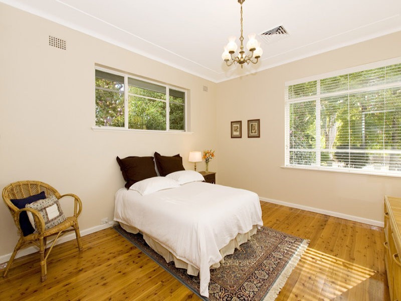 17 Wahroonga Avenue, Wahroonga NSW 2076