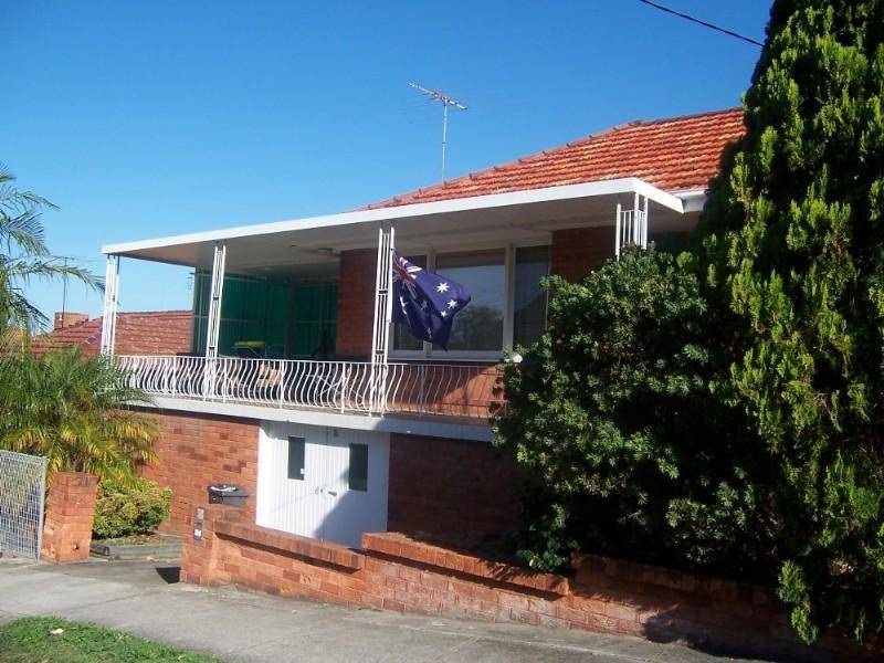 106 Rocky Point Rd, Kogarah NSW 2217